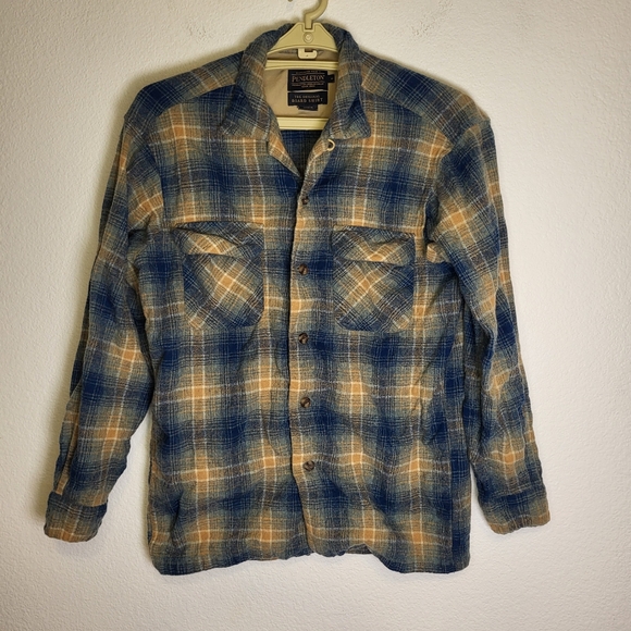 Pendelton The Board Shirt Plaid Wool Sweater Shirt size Medium - Picture 1 of 4